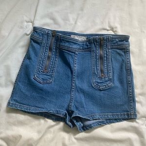 Free People jean shorts size 27